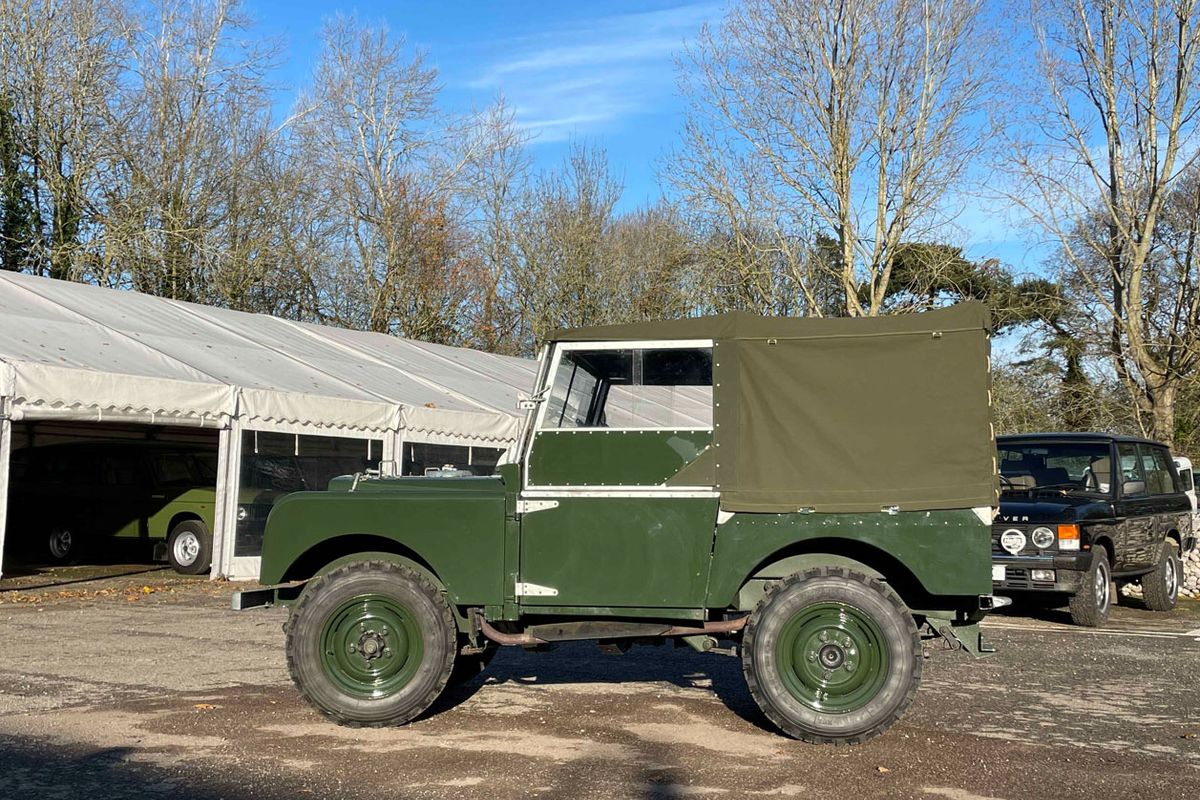 1949 Land Rover Series 1 80"