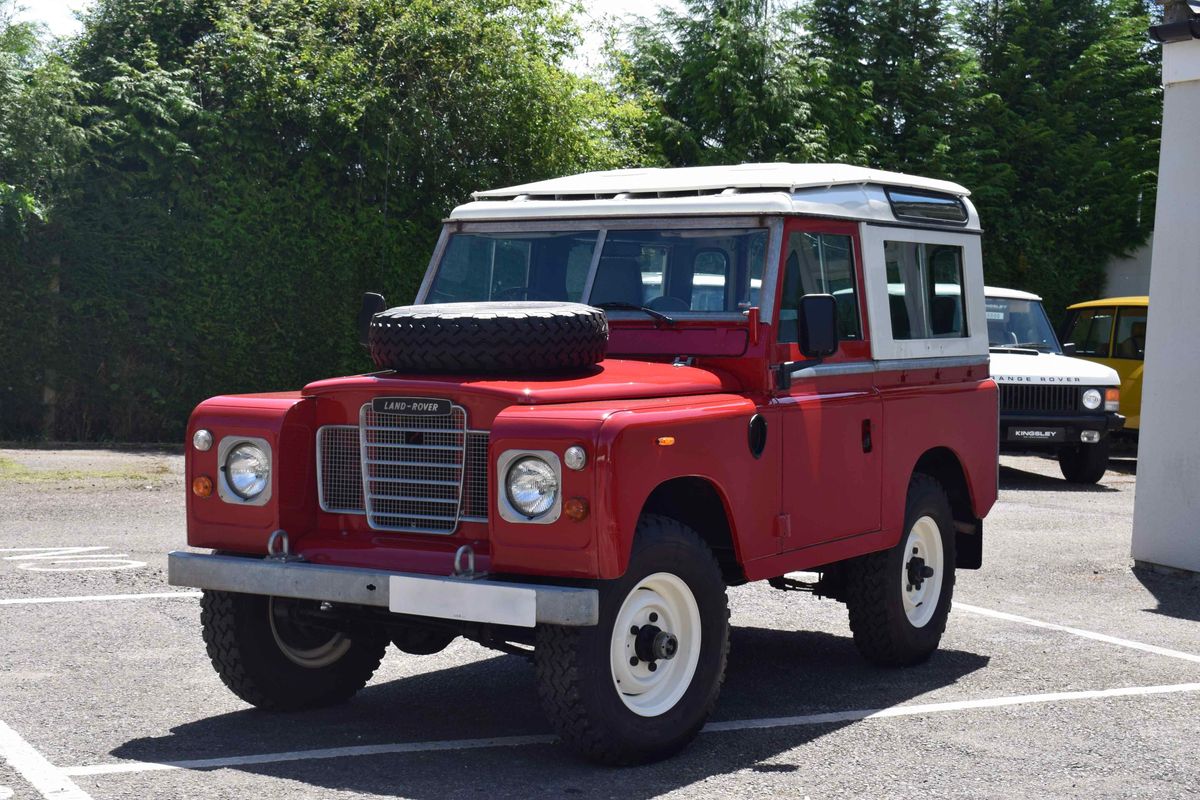 1983 Land Rover Series 3 88" County Safari