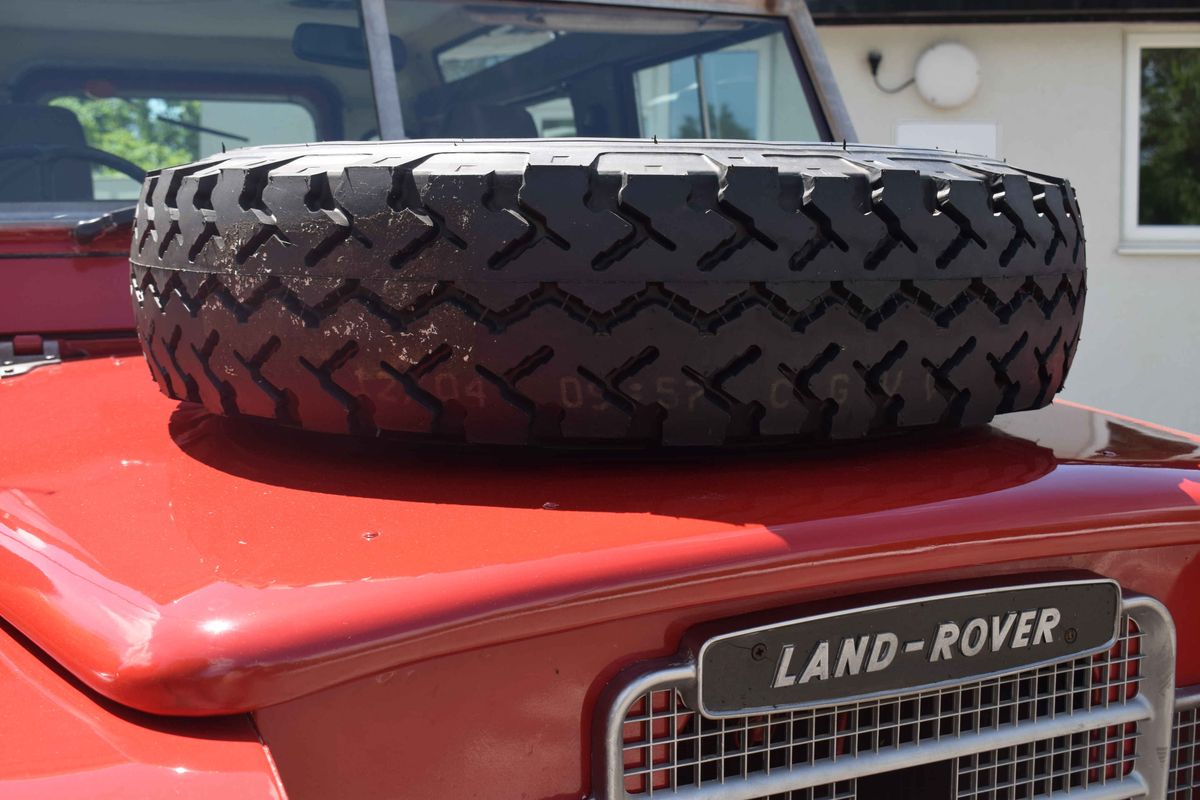 1983 Land Rover Series 3 88" County Safari