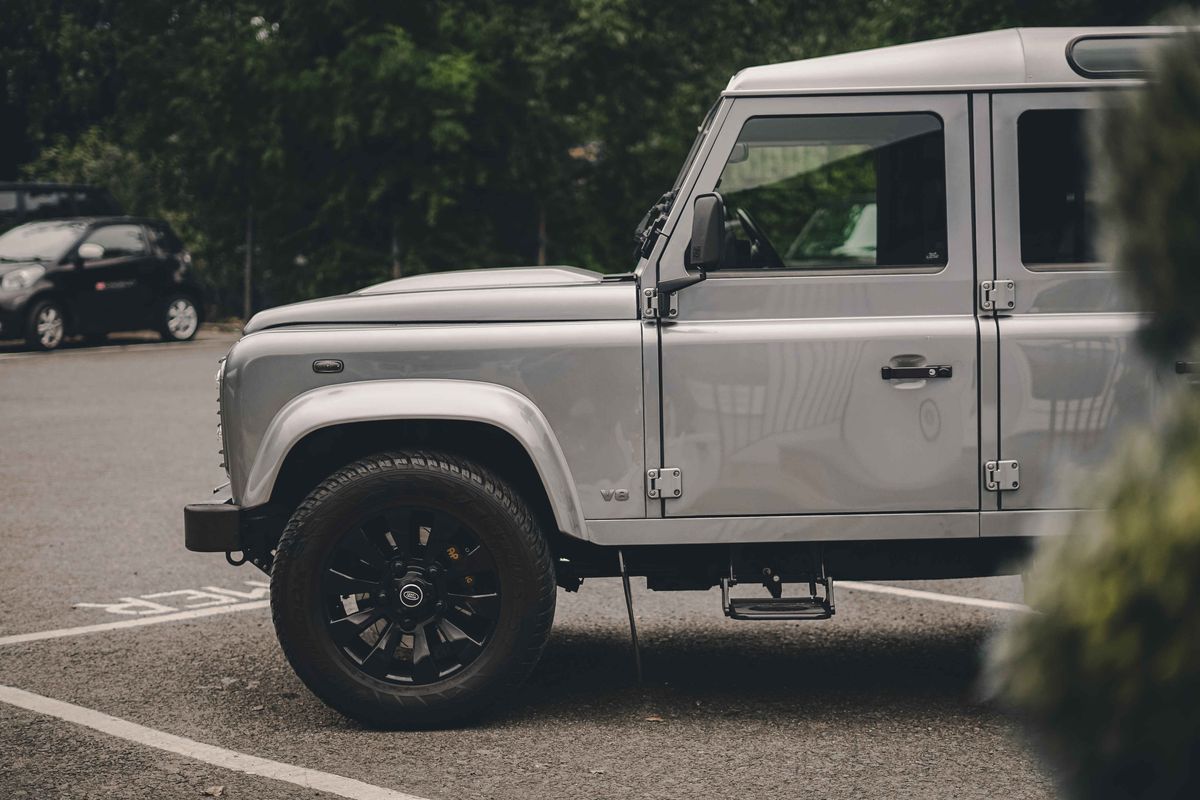 2013 RHD Defender 110 XS SW - 480BHP Zulu Auto Conversion