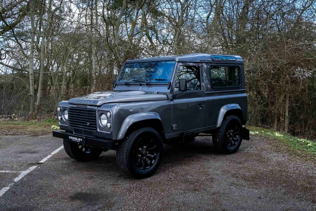 Land Rover Defender 90 - Low Mileage