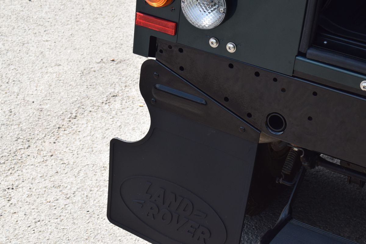 2016 Land Rover Defender 90