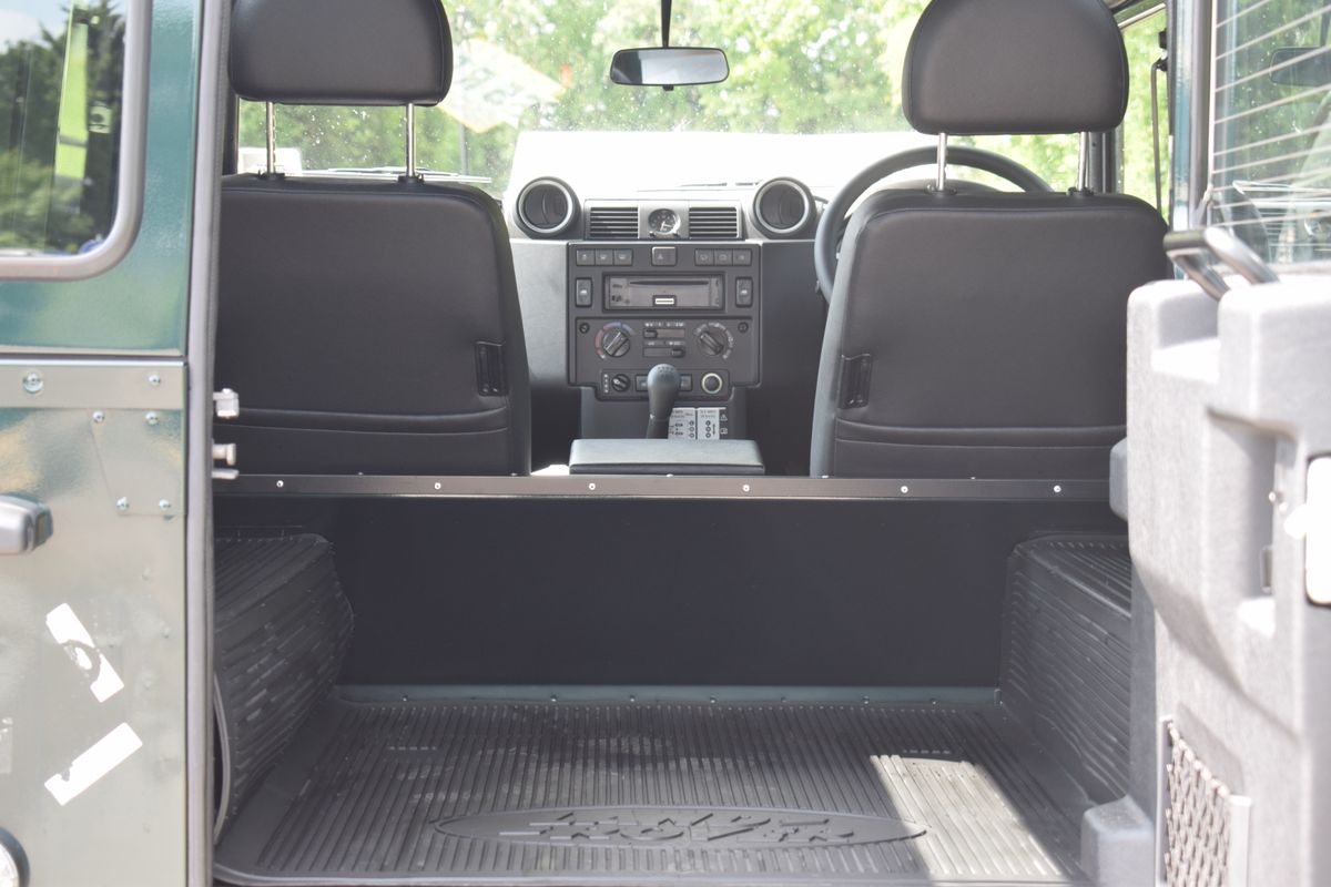 2016 Land Rover Defender 90