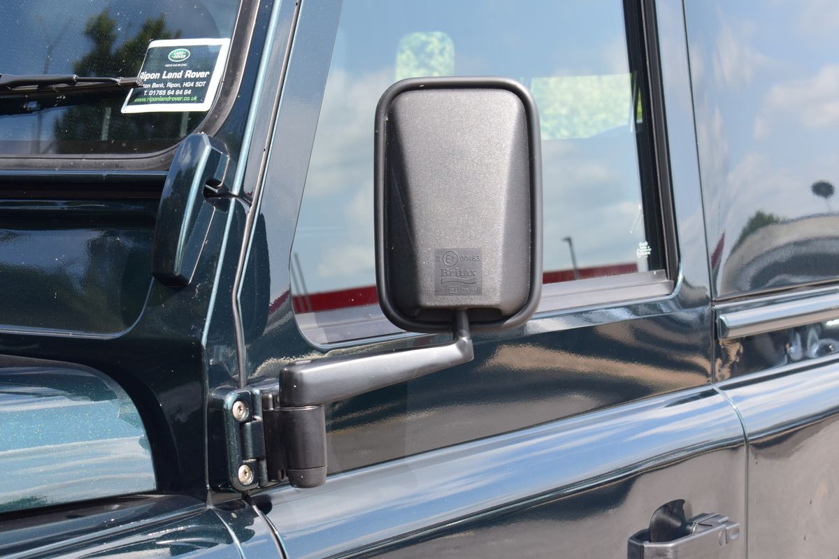 2016 Land Rover Defender 90